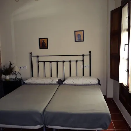 Πανσιόν El Zaguan 2*