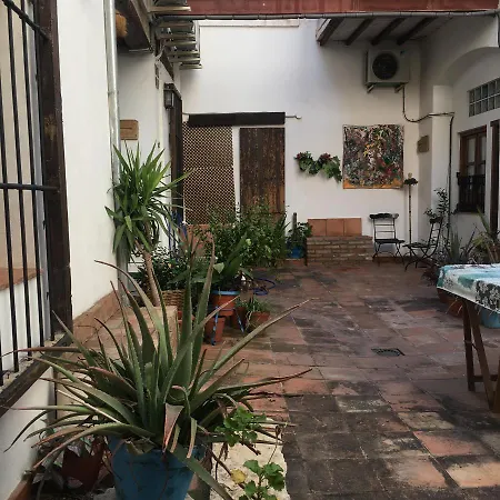 招待所 埃尔扎古安酒店 2*